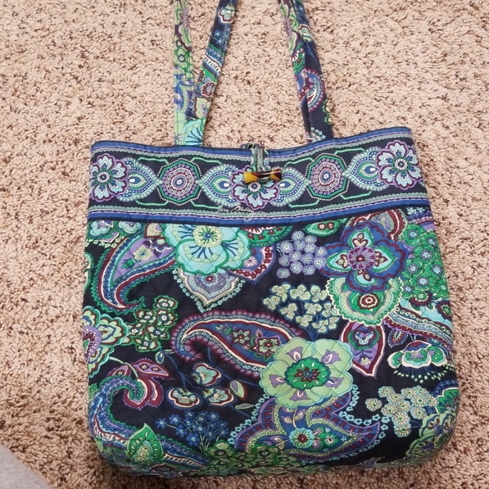 Vera tote bag